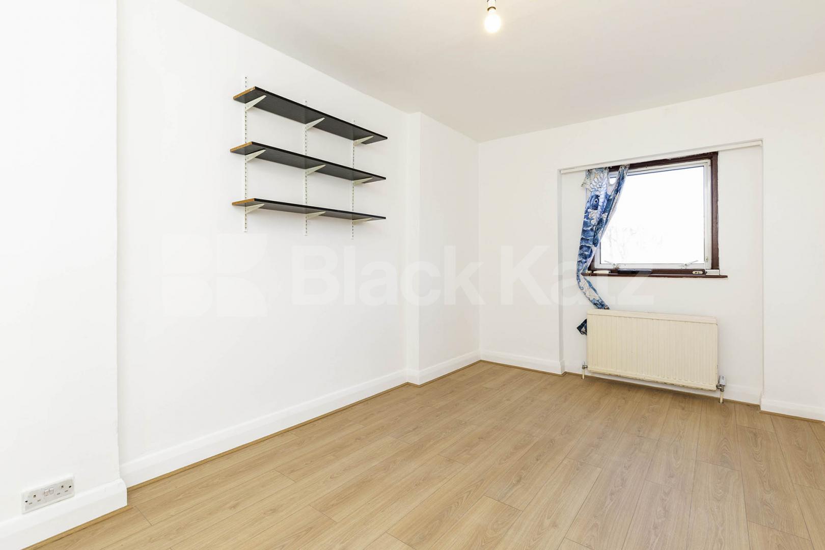 Recently decorated two double bedrooms within a period house in Camden Rochester Road, Camden